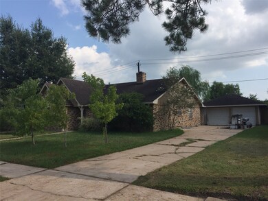 8322 Lettie St, Houston, TX 77075 - photo 3