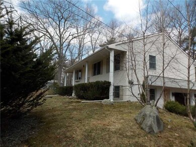 32 Tourtellot Hill Rd, Chepachet, RI 02814 - photo 2