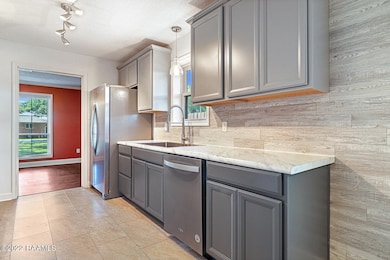 320 S Vivian Ave, Eunice, LA 70535 - photo 6