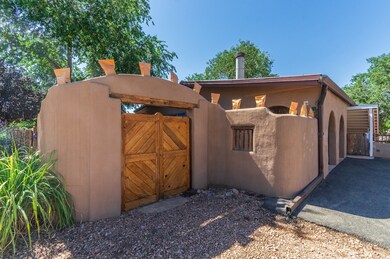 608 Rio Grande Ave, Santa Fe, NM 87501 - photo 2