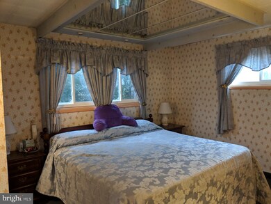 401 S New Ardmore Ave, Broomall, PA 19008 - photo 2