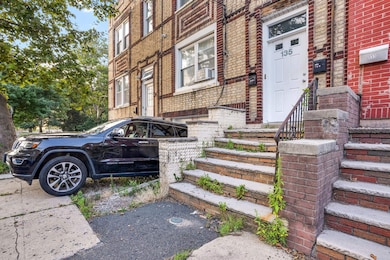 135 W 15th St, Bayonne, NJ 07002 - photo 3