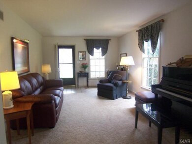 5633 Grace Ave, Bethlehem, PA 18017 - photo 5