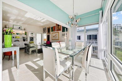 425 Bayshore Dr unit 2, Fort Lauderdale, FL 33304 - photo 6