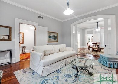 110 E Gaston St unit Parlor, Savannah, GA 31401 - photo 5