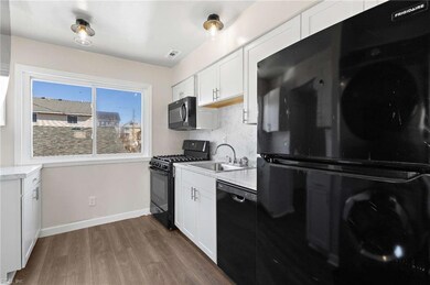 735 W Ocean View Ave unit A, Norfolk, VA 23503 - photo 4