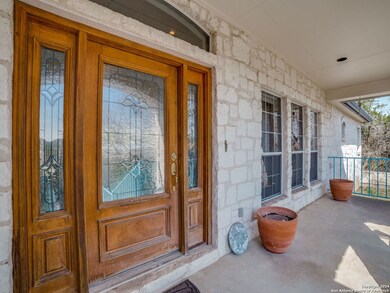8913 Fox Briar Ln, Boerne, TX 78006 - photo 2