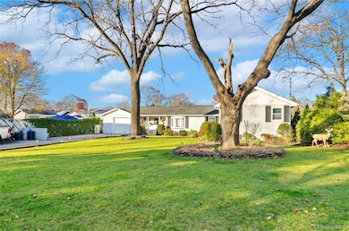 25 45th St, Islip, NY 11751 - photo 2