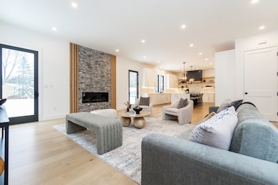 87 Clifton Rd, Newton Center, MA 02459 - photo 3