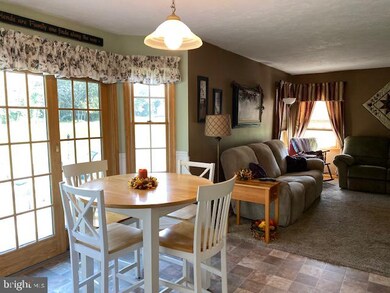 3285 Bullfrog Rd, Taneytown, MD 21787 - photo 4