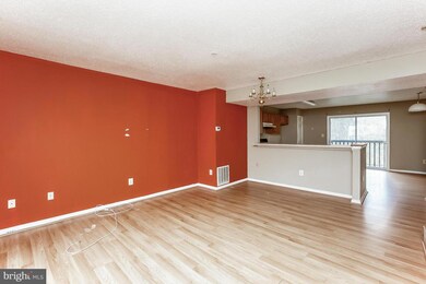 7442 Catterick Ct, Windsor Mill, MD 21244 - photo 4