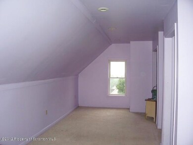 401 Ward St, Dunmore, PA 18512 - photo 7
