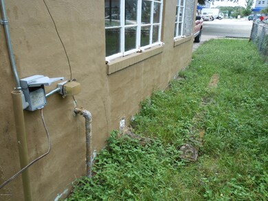 7943 Berry Ave, Jacksonville, FL 32211 - photo 3