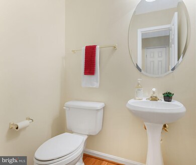 401 Bolingbrook Ct, Purcellville, VA 20132 - photo 6