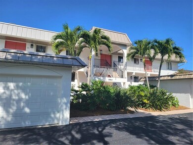 990 8th St S unit 1B, Naples, FL 34102 - photo 2
