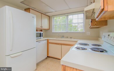 9330 Niki Place unit 43, Manassas, VA 20110 - photo 6