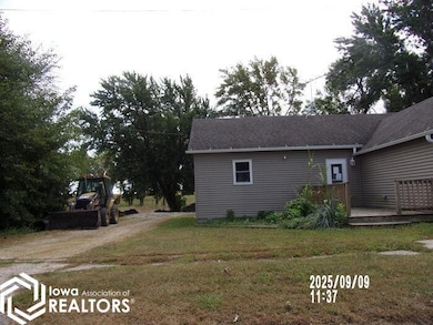 306 Park St, Lanesboro, IA - photo 3