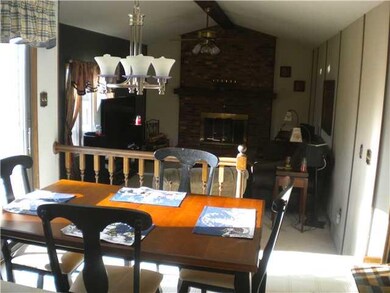 571 Fairmont Ave, North Tonawanda, NY 14120 - photo 7