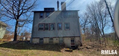 1204 Oneida Ave, Davenport, IA 52803 - photo 2