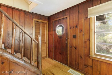 10-web-or-mls-18200-n-fruitport-rd