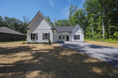 123 Forrestwood Dr, Manchester, TN 37355 - photo 2