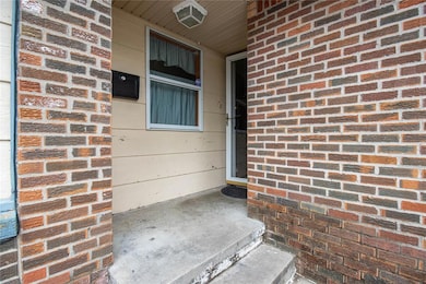 524 W Kirk St, Shawnee, OK 74801 - photo 2