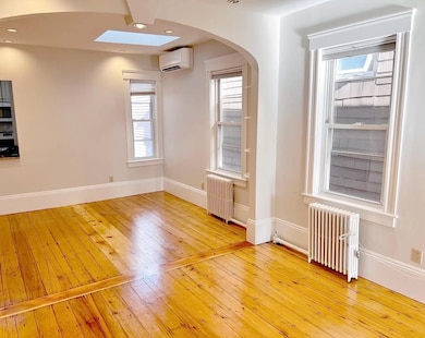 648 E 7th St unit 3, Boston, MA 02127 - photo 6