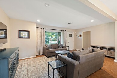 807 Judiway St, Houston, TX 77018 - photo 5