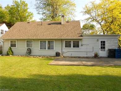 4905 Elmwood Dr, Sheffield Lake, OH 44054 - photo 2