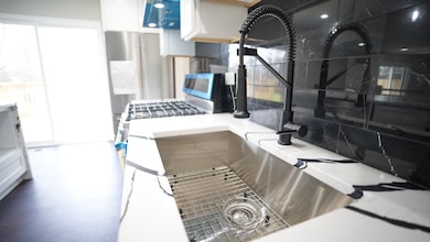 unlisted-address, Homewood, IL 60430 - photo 6