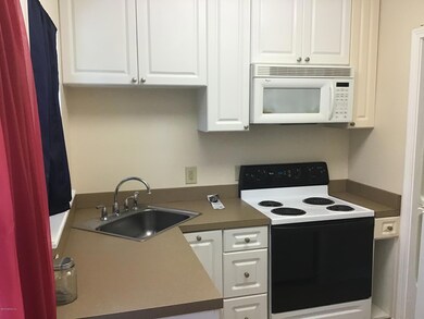 4800 Beverly Cir, Jacksonville, FL 32210 - photo 7