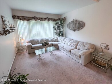 10 Jhan Living Room