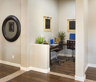 Cosenza Desk Nook