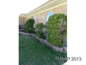 407 John Henry Cir, Copperas Cove, TX 76522 - photo 2