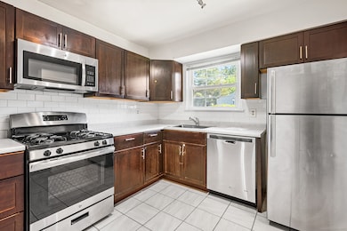 93 Park Ave unit 1704, Danbury, CT 06810 - photo 2