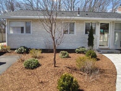 86 Nicholas Rd, Framingham, MA 01701 - photo 2