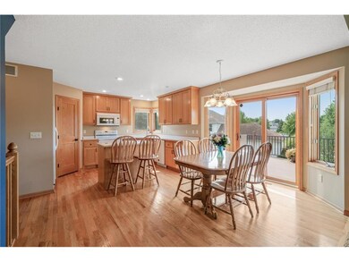Open Floor Plan. Hardwood floors.