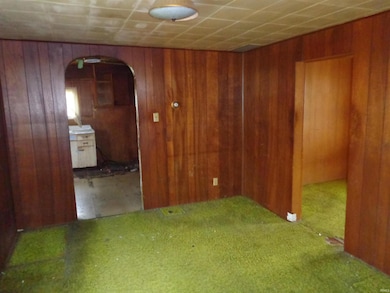 473 Swan St, Huntington, IN 46750 - photo 5