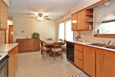 16167 Prusa Ct, Union Pier, MI 49129 - photo 7