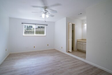 7043 Woodfern Dr, Houston, TX 77040 - photo 4