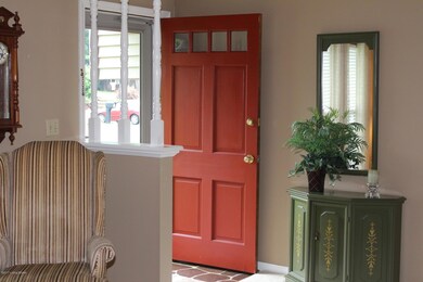 8505 Roseborough Rd, Louisville, KY 40228 - photo 2