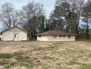 1517 E Morris St, Dalton, GA 30721 - photo 2