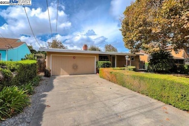 10311 Dover Way, San Jose, CA 95127 - photo 2