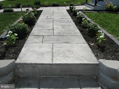 1049 Columbia Rd, Hagerstown, MD 21742 - photo 6