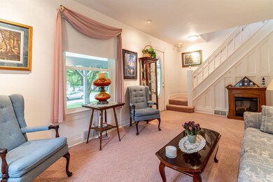 1103 W 3rd St, Cedar Falls, IA 50613 - photo 7