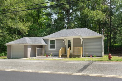 394 Douglas St, Uxbridge, MA 01569 - photo 3