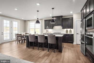 139 Ponds Edge Dr, Media, PA 19063 - photo 2