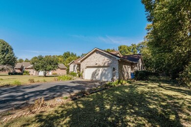 303 Northwood Ave, Shelbyville, TN 37160 - photo 5