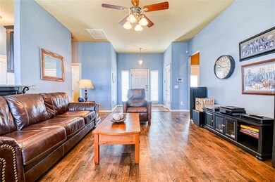 1109 Glen Eagles Ct, Norman, OK 73072 - photo 5