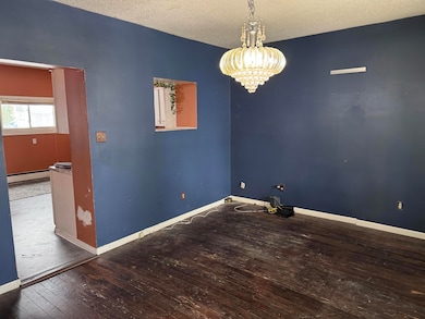 706 Jackson St, Saint Marys, OH 45885 - photo 3